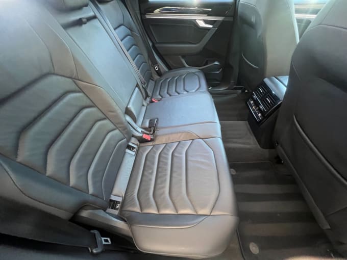 2025 Volkswagen Touareg