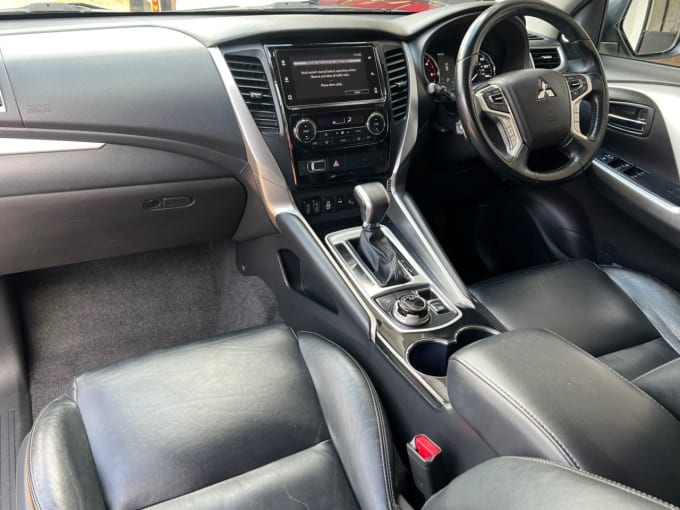 2025 Mitsubishi Shogun Sport