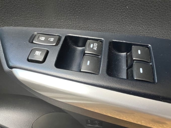2025 Mitsubishi Shogun Sport