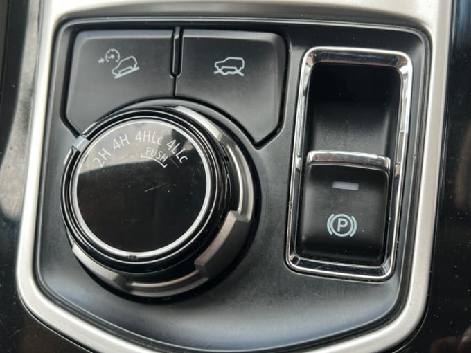 2025 Mitsubishi Shogun Sport