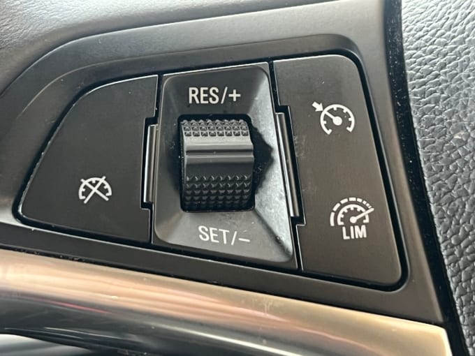2025 Vauxhall Mokka X