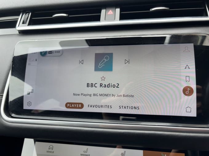 2025 Land Rover Range Rover Velar