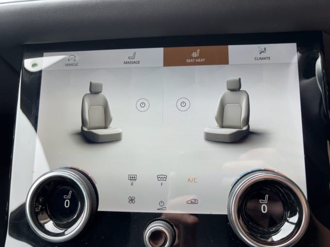 2025 Land Rover Range Rover Velar