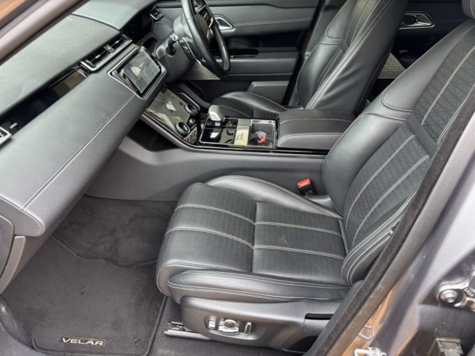 2025 Land Rover Range Rover Velar