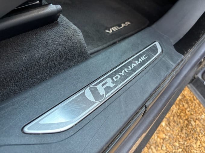 2025 Land Rover Range Rover Velar