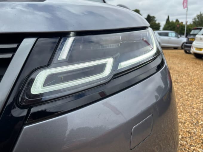 2025 Land Rover Range Rover Velar