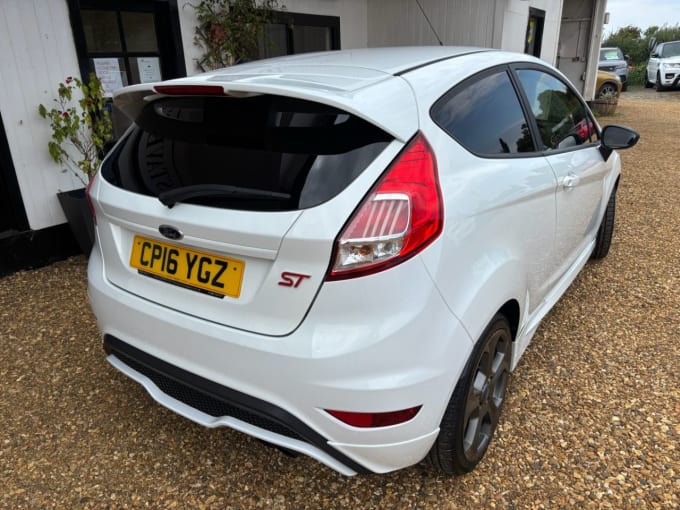 2025 Ford Fiesta