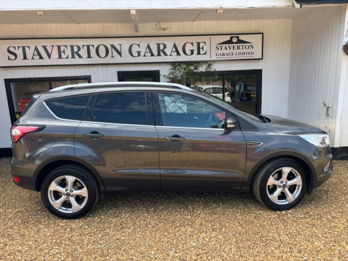 2025 Ford Kuga