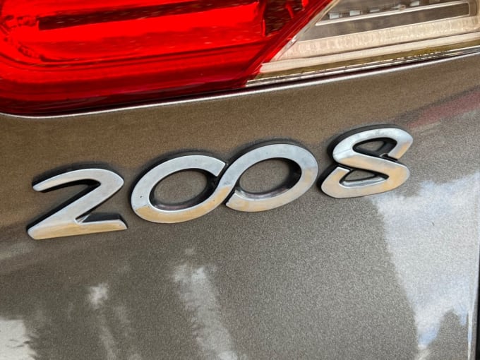 2025 Peugeot 2008