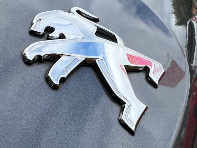2025 Peugeot 2008