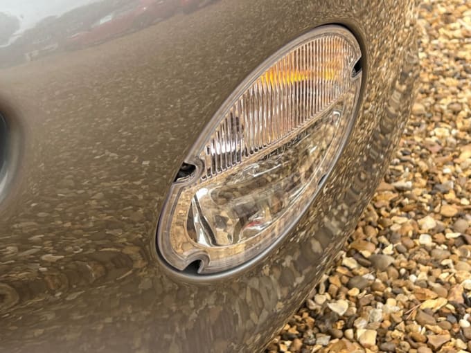 2002 Aston Martin Db7