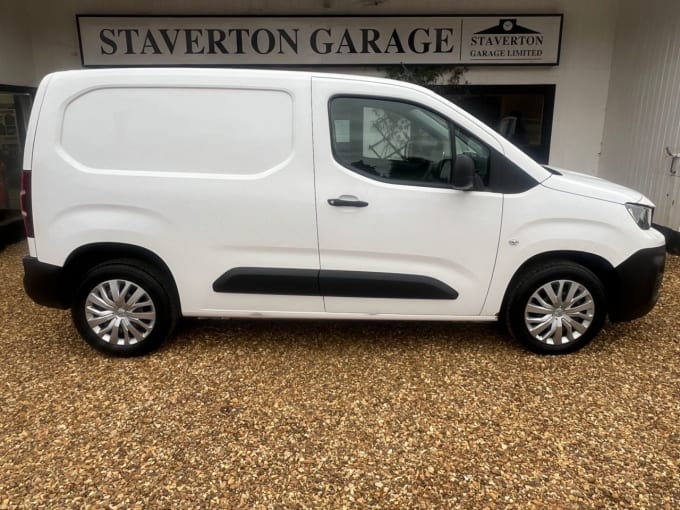 2020 Peugeot Partner