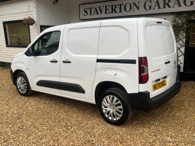 2020 Peugeot Partner