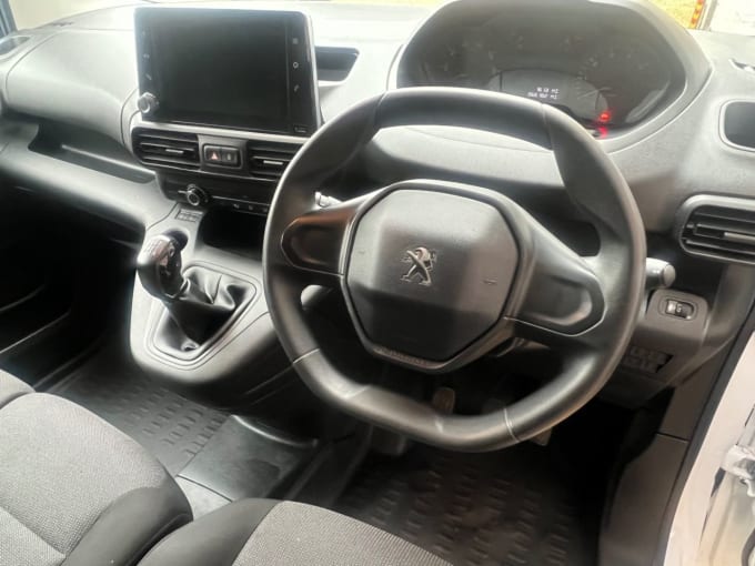 2020 Peugeot Partner