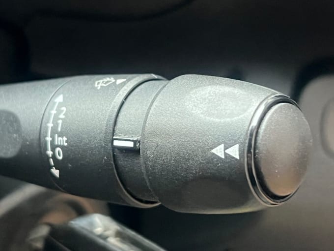 2020 Peugeot Partner