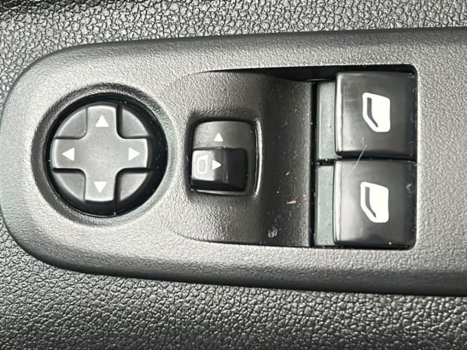 2020 Peugeot Partner