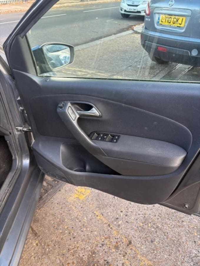 2011 Volkswagen Polo