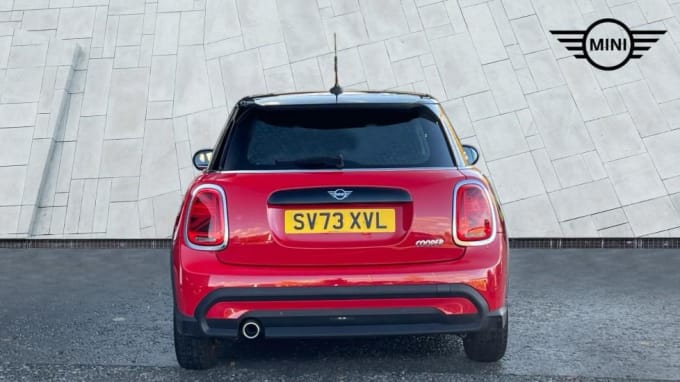 2023 Mini Hatch