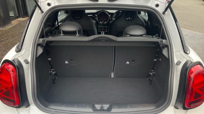 2024 Mini Hatch