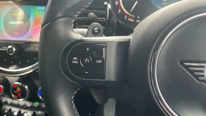 2024 Mini Hatch