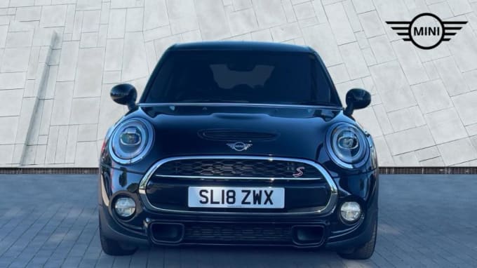 2018 Mini Hatch