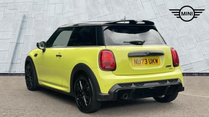 2023 Mini Hatch