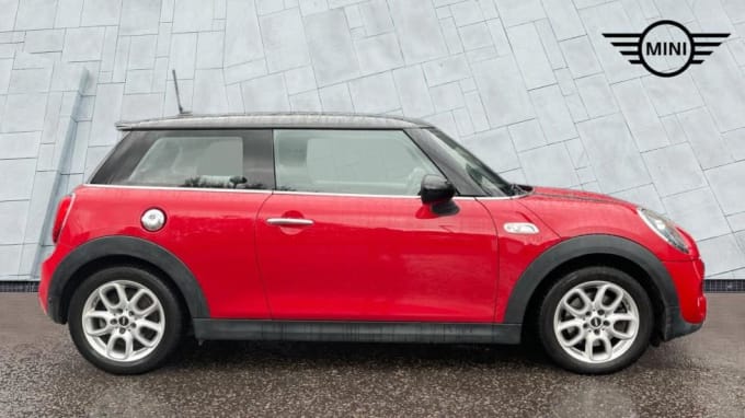 2019 Mini Hatch