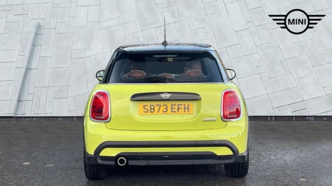 2023 Mini Hatch