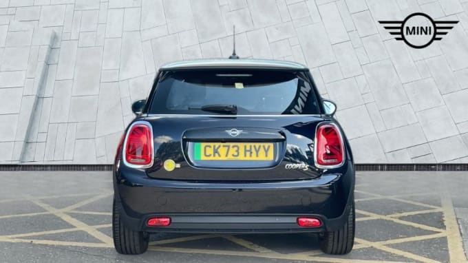 2023 Mini Hatch