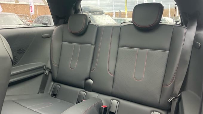 2024 Mini Hatch