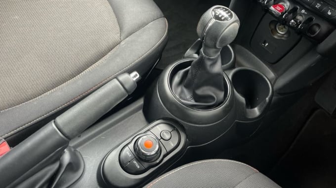 2020 Mini Hatch