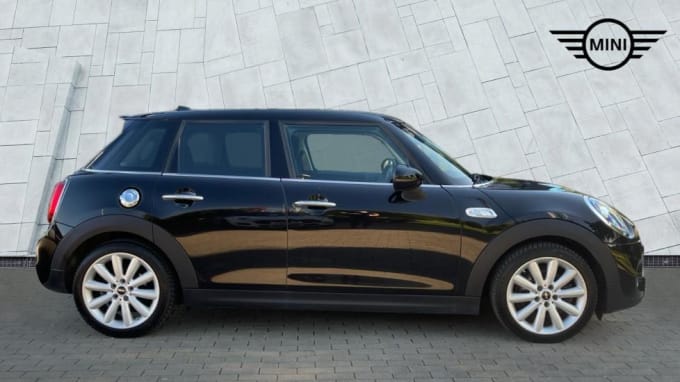 2018 Mini Hatch