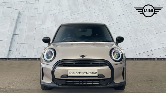 2021 Mini Hatch