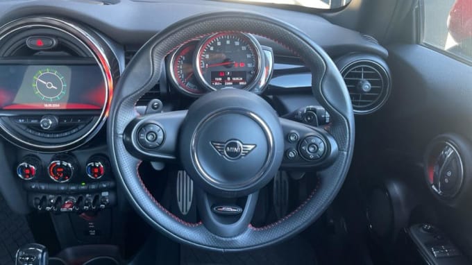 2020 Mini Hatch