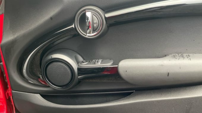 2021 Mini Hatch