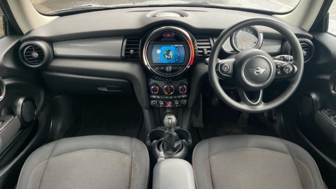 2020 Mini Hatch