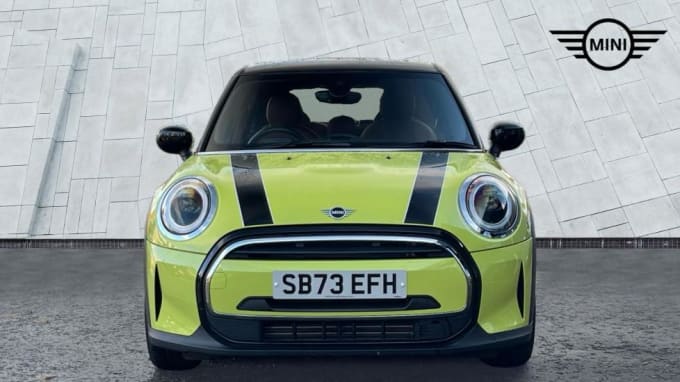 2023 Mini Hatch