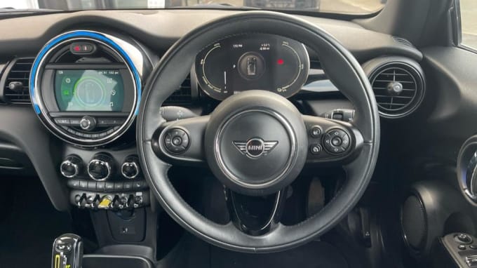 2020 Mini Hatch