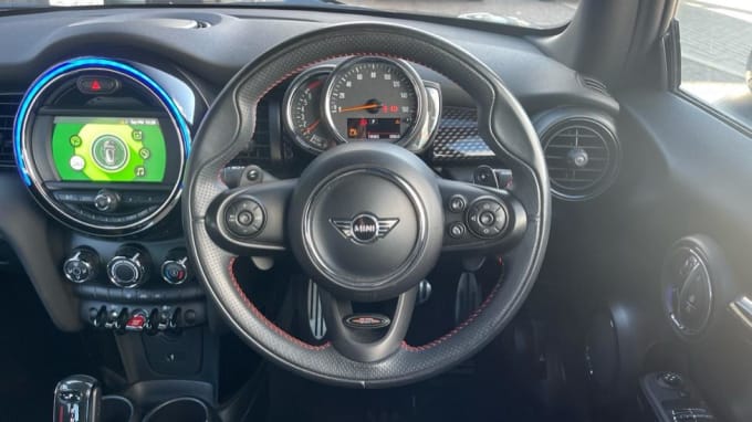 2019 Mini Hatch