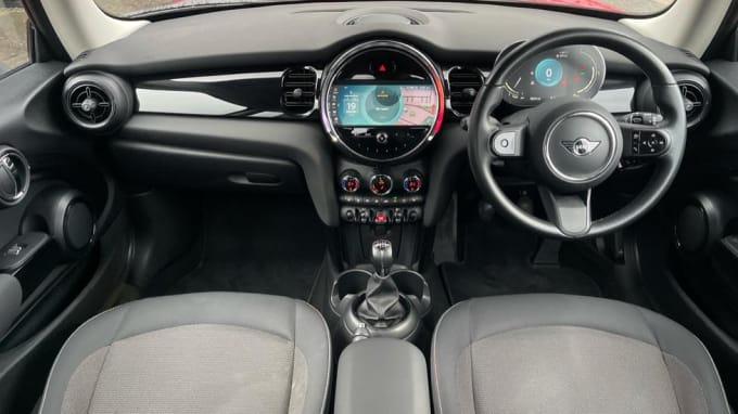 2021 Mini Hatch