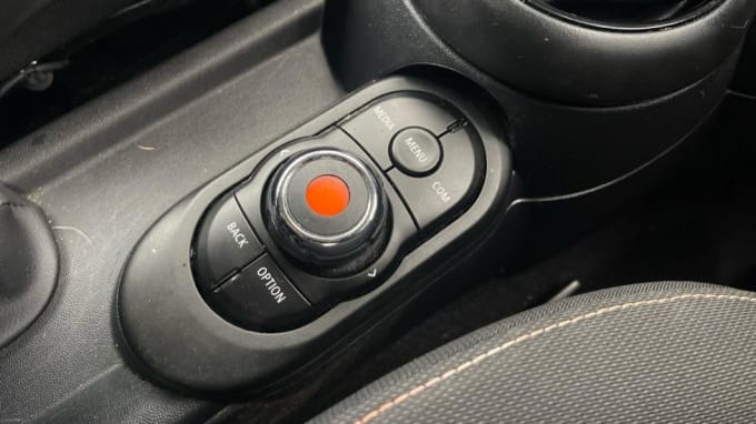 2020 Mini Hatch