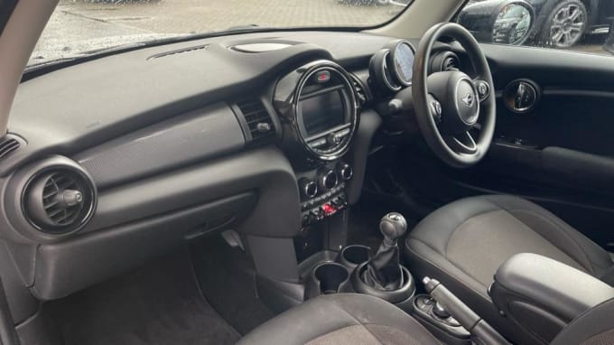 2020 Mini Hatch