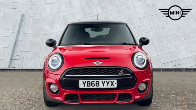 2018 Mini Hatch