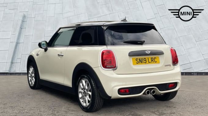 2019 Mini Hatch