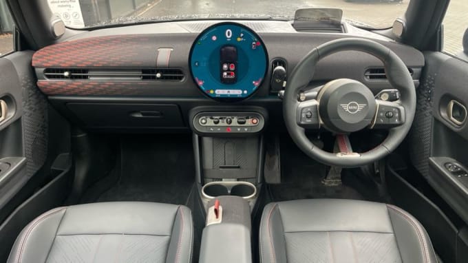 2024 Mini Hatch