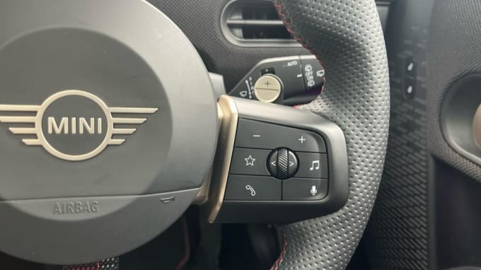 2024 Mini Hatch