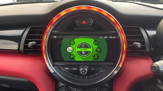 2018 Mini Hatch