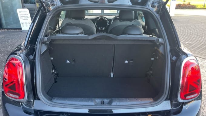 2024 Mini Hatch
