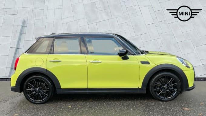 2023 Mini Hatch