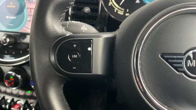 2021 Mini Hatch